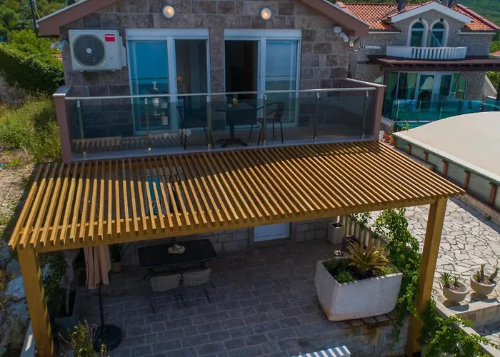 Family House Bjelila